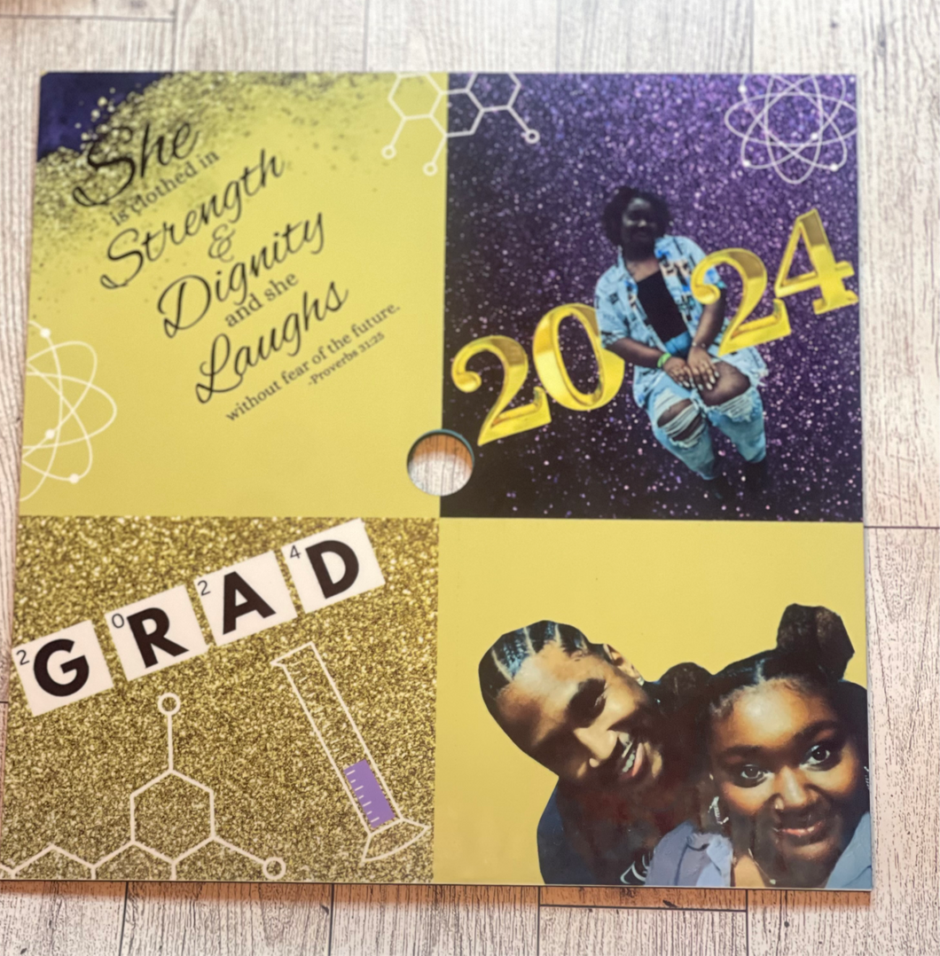 Grad Topper