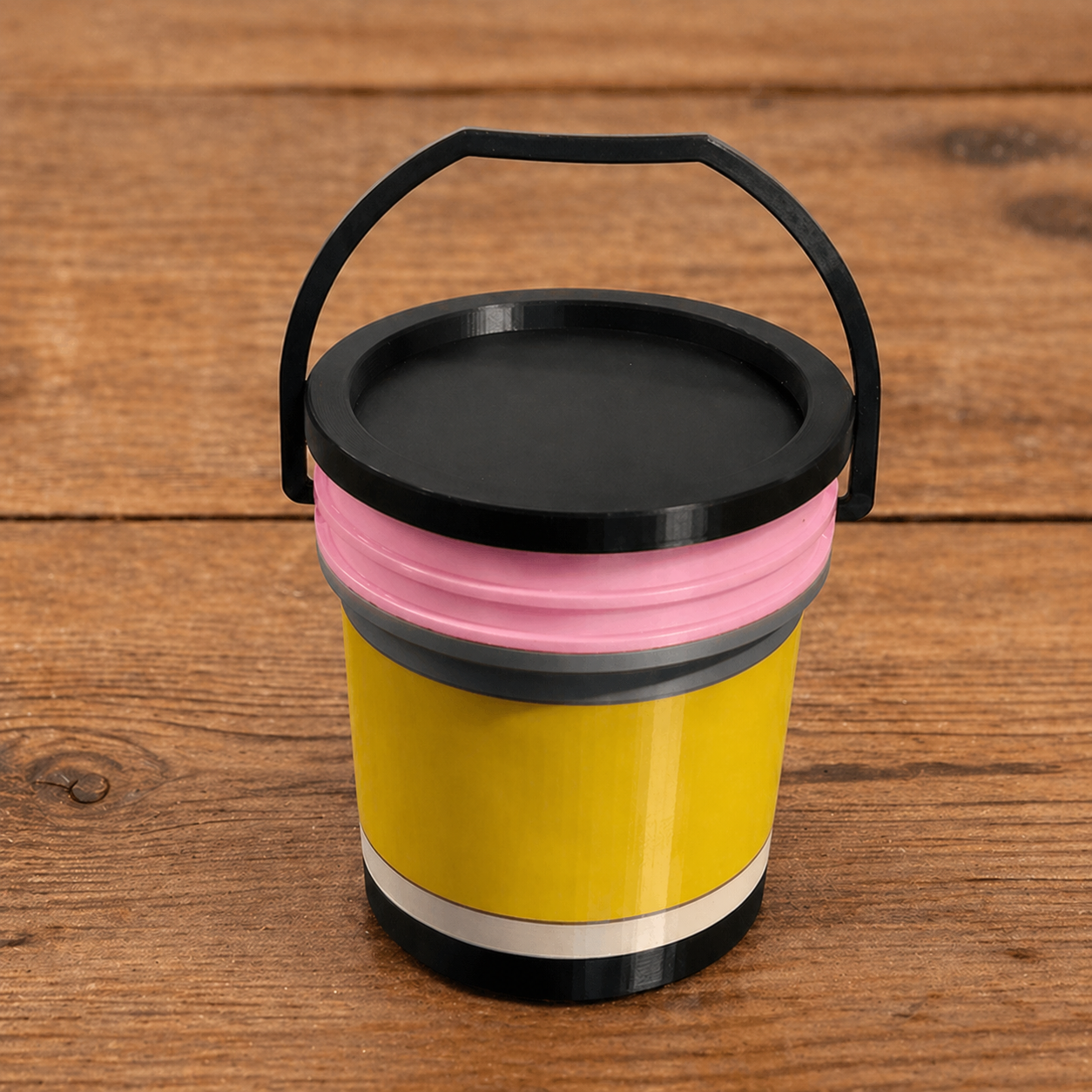 Personalized Gift Bucket & Pencil Holder – Custom Teacher Appreciation Desk Organizer